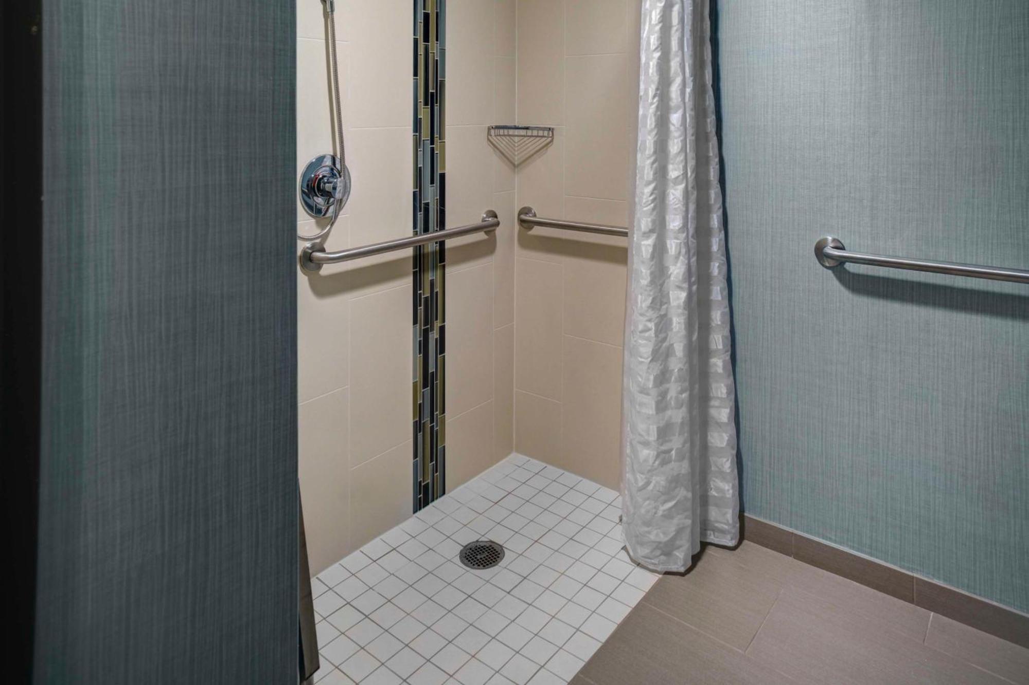 Hyatt Place Detroit/Auburn Hills Exterior photo